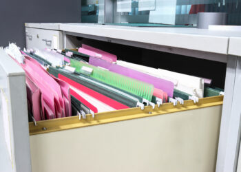 Dane nauczyciela na stronie internetowej szkoły