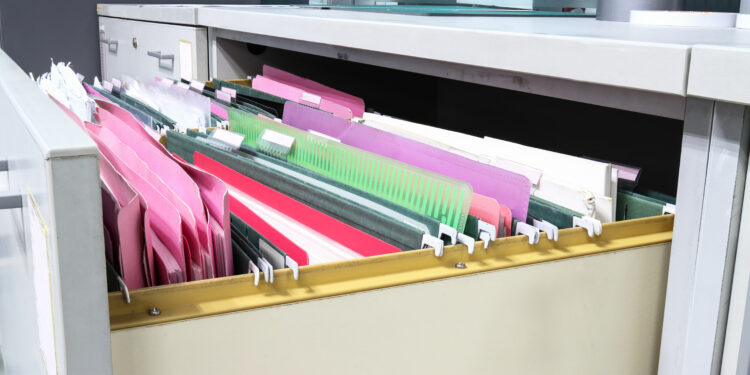 Dane nauczyciela na stronie internetowej szkoły