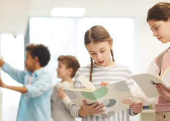 Czy zajęcia rozwijające zainteresowania powinny być oceniane i wykazane w arkuszu ocen i na świadectwie?