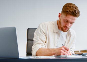 Wystąpienie przez organ prowadzący o kontrolę w szkole