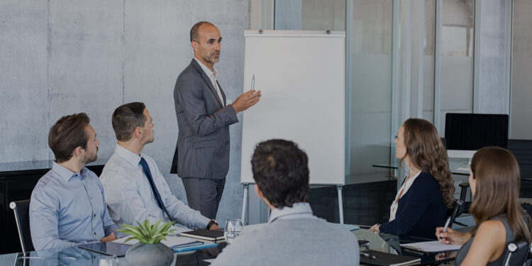 Jak przebiega ocena pracy nauczyciela odbywającego przygotowanie do zawodu nauczyciela?