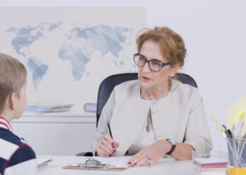 Usprawiedliwianie nieobecności ucznia – stanowisko UODO