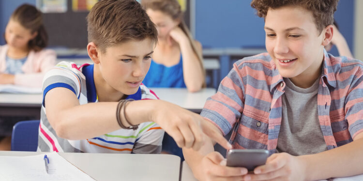 Warunki i tryb podwyższania przewidywanej oceny zachowania – propozycja zapisu w statucie