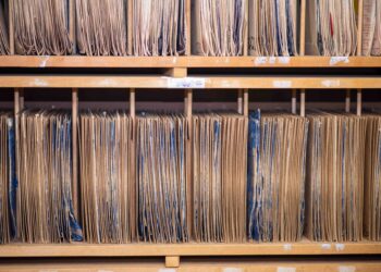 Archiwizacja dzienników zajęć oraz innych dokumentów szkolnych
