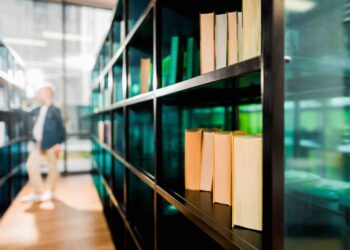 Prawo autorskie w bibliotece szkolnej