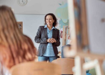 Kopiowanie przez nauczyciela materiałów na zajęcia a prawo autorskie