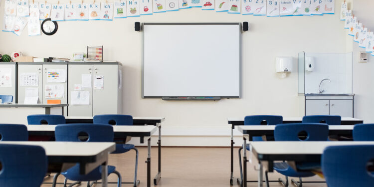 Możliwość przesunięcia terminu rozpoczęcia roku szkolnego ze względu na remont w szkole