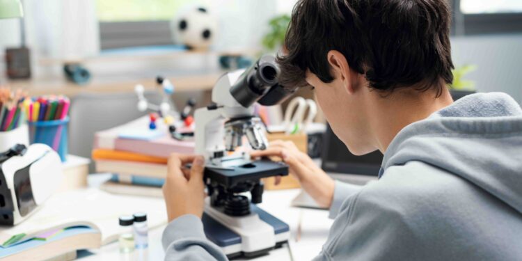 Najnowszy Ranking Kierunków Studiów „Perspektywy” 2024. Gdzie warto studiować kierunki przyrodnicze?