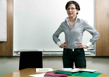 Jaka może być umowa z nowym dyrektorem?