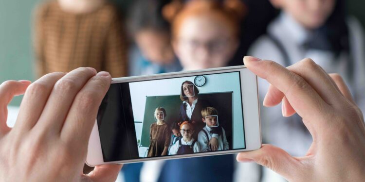 Czy szkoła może mieć ogólną zgodę na publikację wizerunku uczniów?