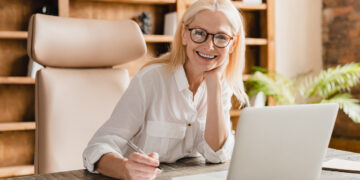 Usprawiedliwianie nieobecności ucznia w szkole – o czym powinni pamiętać rodzice?