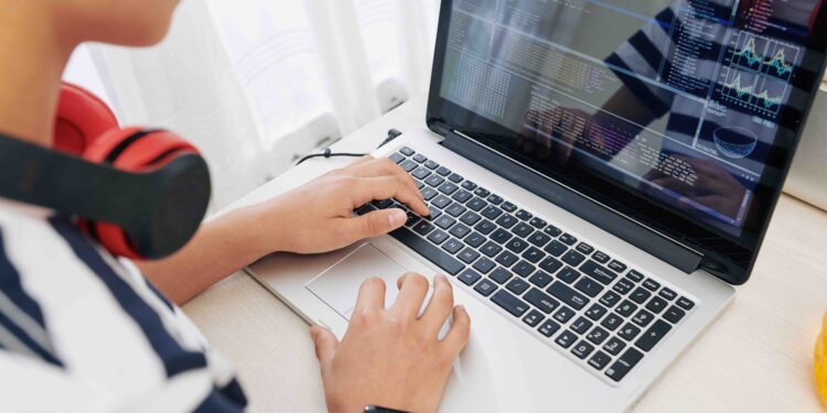 Egzamin klasyfikacyjny online w edukacji domowej – czy to możliwe?