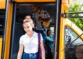 Pokrywanie kosztów transportu uczniów z dotacji oświatowej – szkoły mogą finansować dowóz dzieci